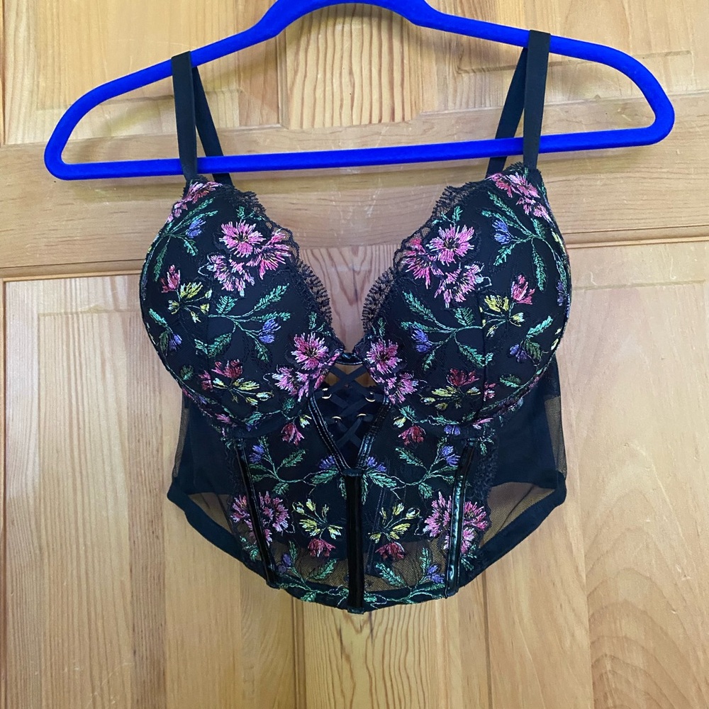 Victoria's Secret Very Sexy Push-up Black Bustier 38D